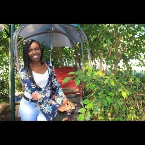 Meet your Posher, Racquel